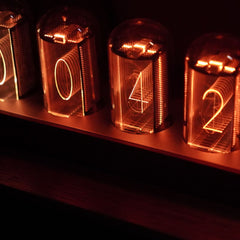 Nixie Tube Clock: Retro