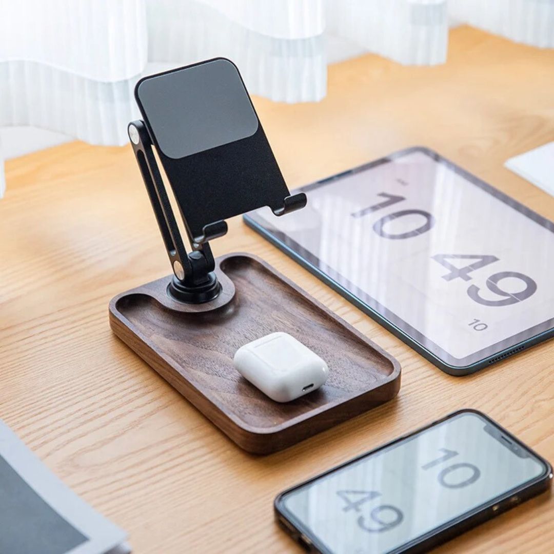 Super Wooden Phone Stand: Storage