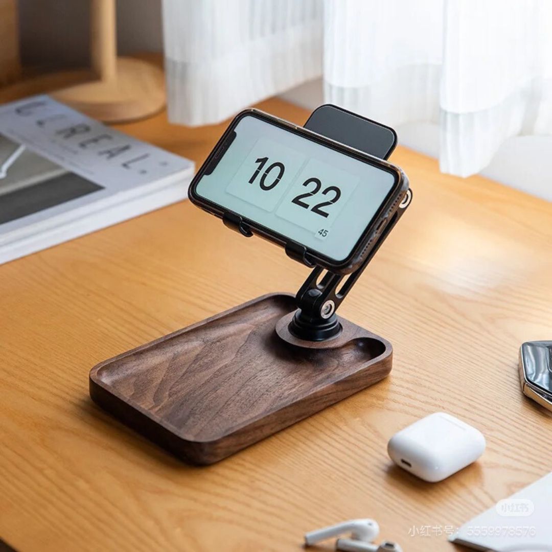 Super Wooden Phone Stand: Storage